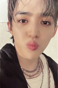 正五 yzy A 簽售卡 