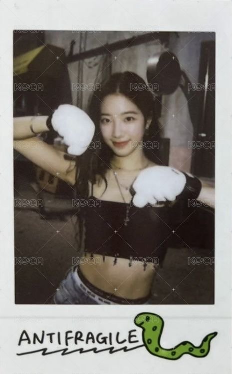 迷二 隨機卡 官周拍立得 正面