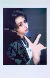 HOW? yzy 簽售卡 北京線下簽售 拍立得 4