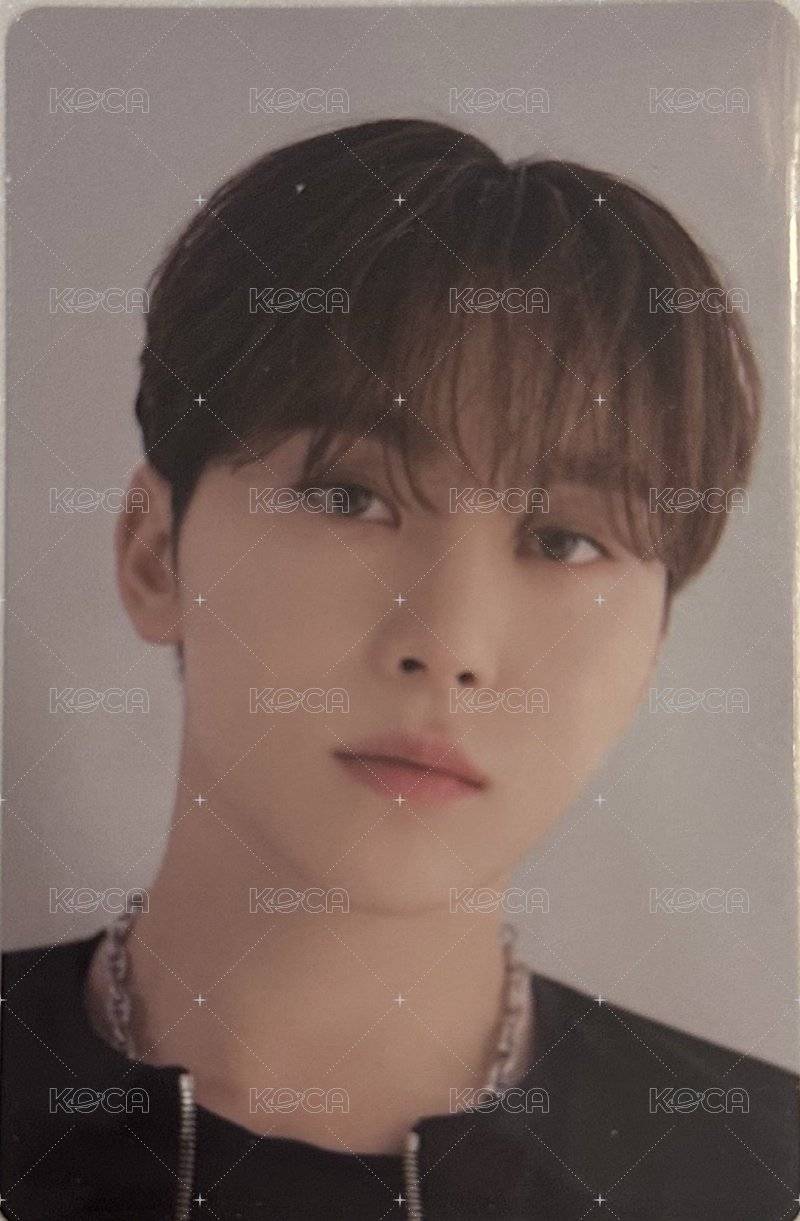 FOLLOW AGAIN 隨機卡  正面