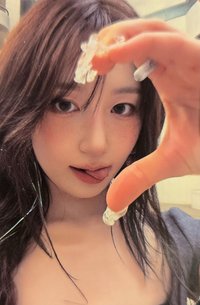 正規一 專輯卡 普版 Valentine ver.嫄