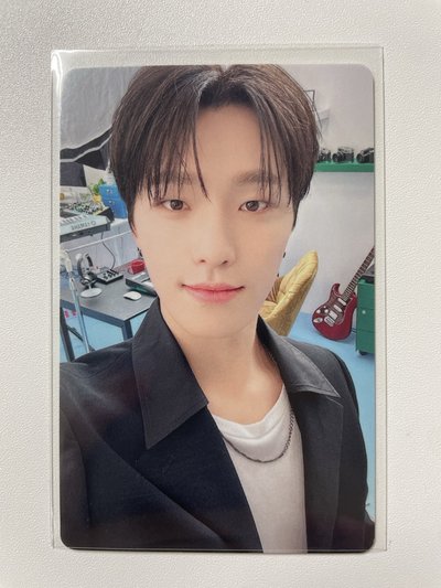 精選專 17 is Right Here 一直娛 yzy 2.0 特典卡 -Dino 李燦