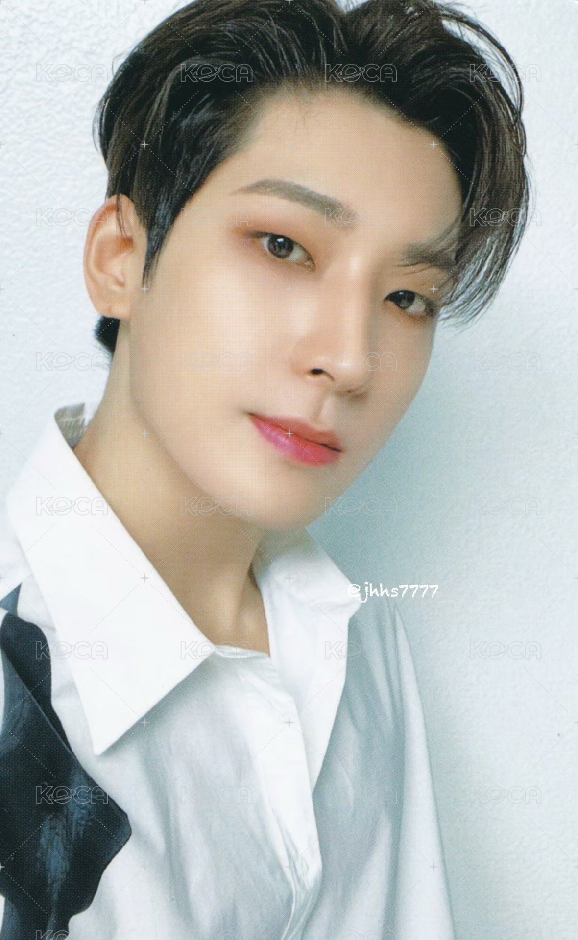 INCOMPLETE 演唱會 DVD / CD 卡 藍光ver. 正面