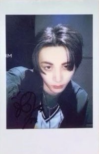 HOW? yzy 簽售卡 北京線下簽售 拍立得 4