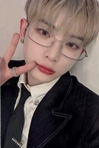 月狼 yzy 1.0 簽售卡 