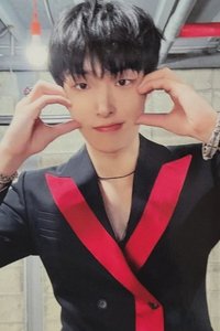 Not Okay 專輯卡 Member Solo盤