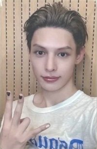 迷一 yzy 2.0 幸運卡 