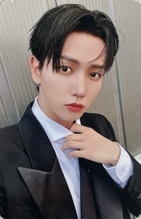 WHY.. 打歌卡 西裝