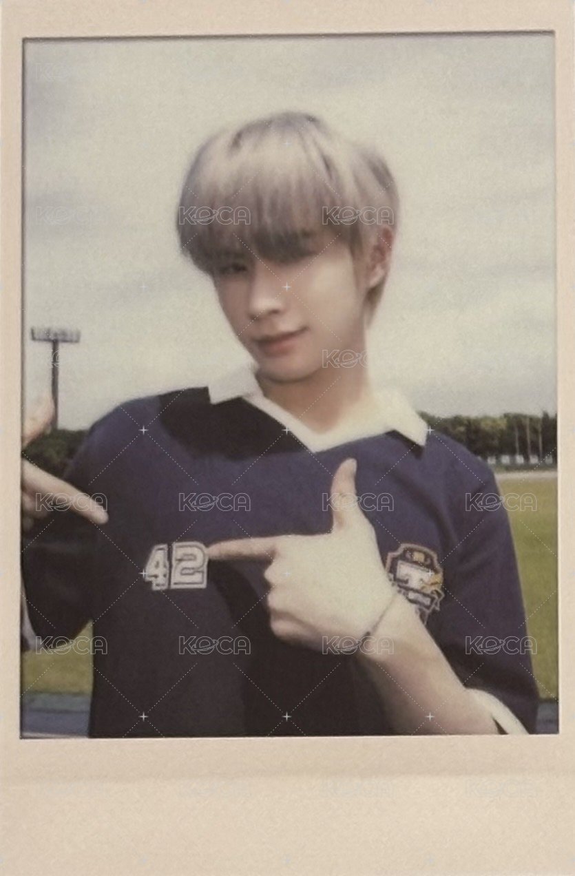 TWS:42 Selection Pack 周邊卡  正面