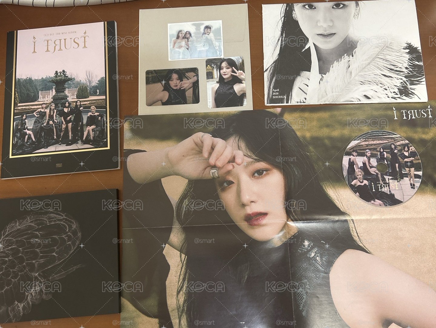 l TRUST 一套   lie+true