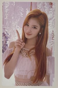 MORE & MORE 專輯卡 預售禮