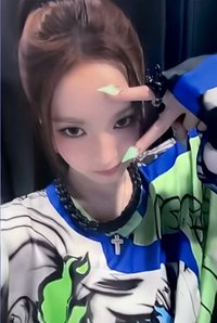 WE GO UP 周邊卡 卡冊卡