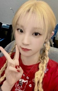 正規二 yzy 7.0 簽售卡 人魚琦