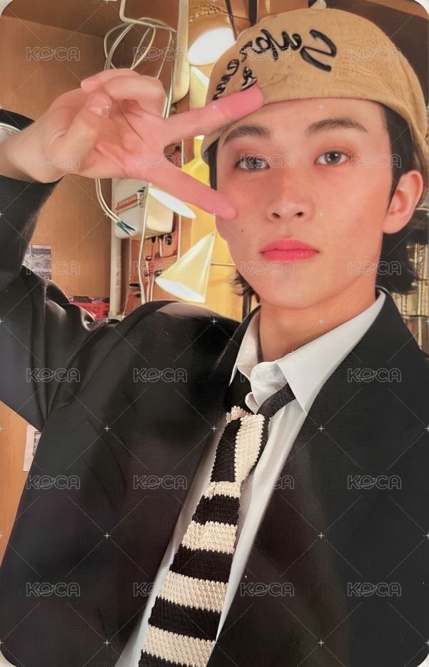 ISTJ 專輯卡 introvert ver 正面