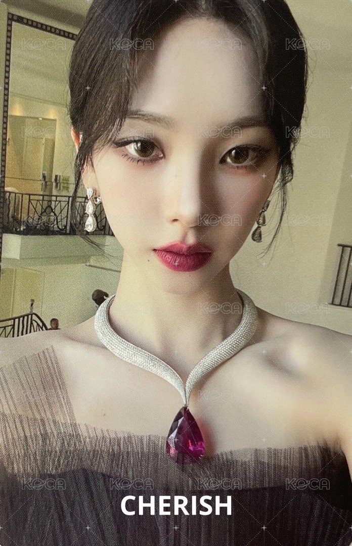 MY WORLD km蝦皮 簽售卡 蝦皮簽售柚 戛納柚 正面