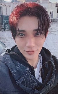 正五 yzy 特典卡 正規五｜一直娛2.0