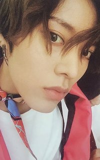 Cherry Bomb 專輯卡 