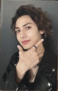 LIVE and FALL 線下 滿額卡 