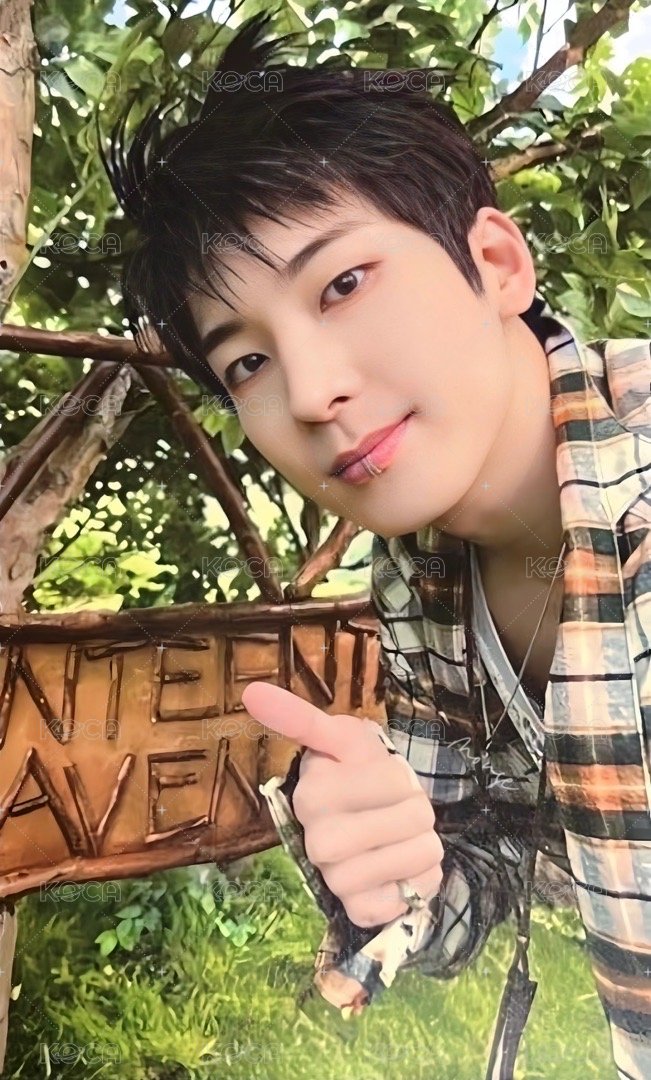 MINI11 環球 PB ver 特典卡  正面