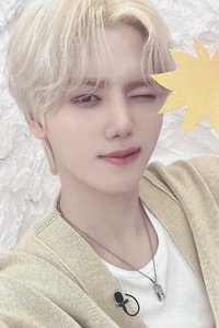 AUTUMN CCREW 滿額卡 