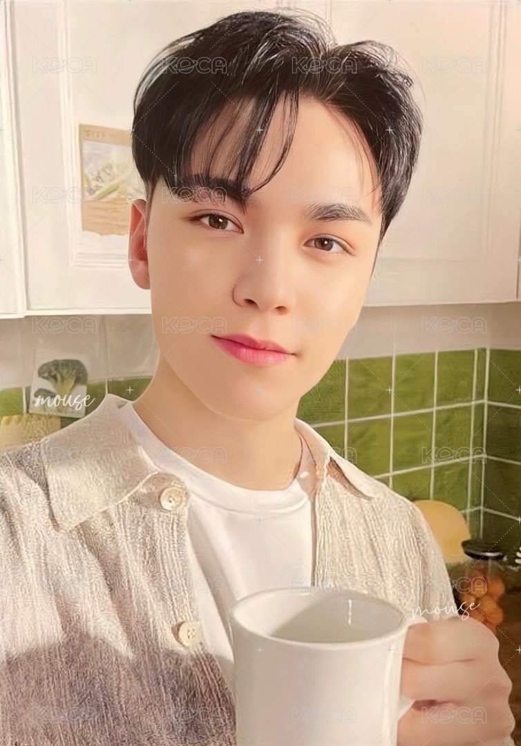 23‘HOME 周邊卡 23’HOME衛衣卡 正面