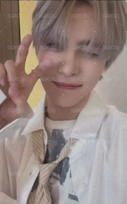 FREQUENCY kms 上海線下 簽售卡  正面