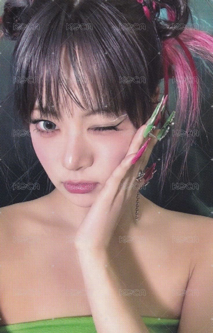 CRAZY 專輯卡 balaclava ver. 正面