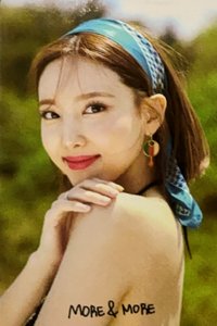 MORE & MORE 專輯卡 