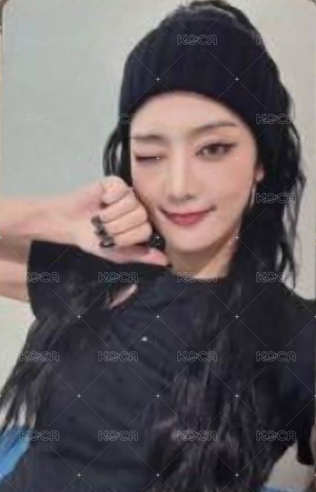 i-dle 塔店 日專 特典卡  正面