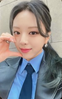 GUESS WHO sw 1.0 簽售卡 