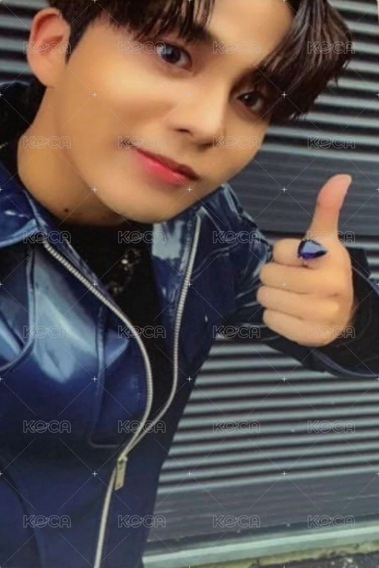 FEVER pt.3 專輯卡 Z ver. 1 正面