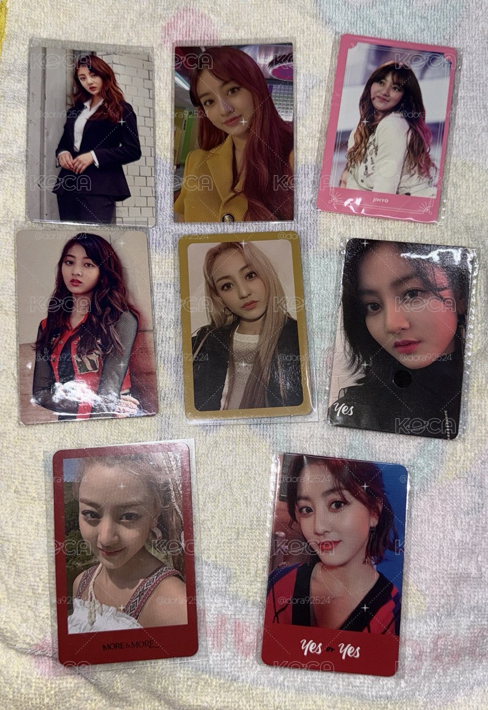 TWICE志效小卡