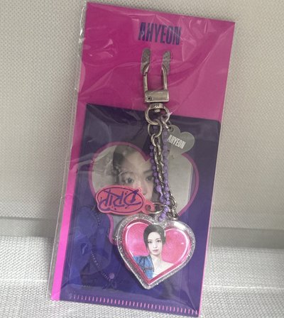 🦷賢❤️DRIP愛心壓克力鑰匙圈吊飾小卡組