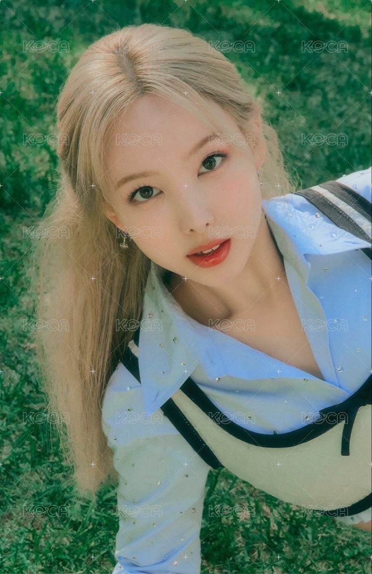 BETWEEN 1&2 wm 幸運卡  正面