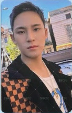 MINI11 yzy A 簽售卡  正面