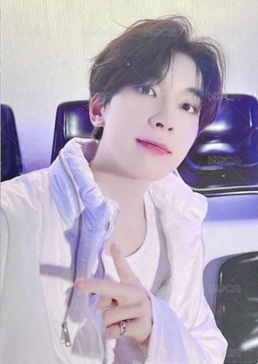 FOLLOW AGAIN 周邊卡 日巡防曬衣卡 正面