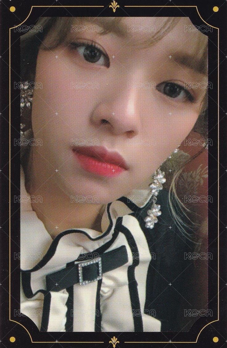 The year of yes 專輯卡  正面