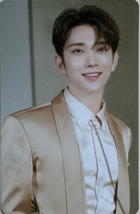 RIGHT HERE 隨機卡 卡包卡