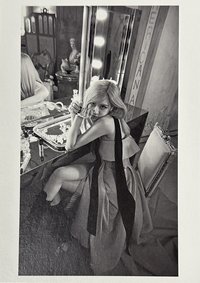 -R- 明信片 鏡前肉