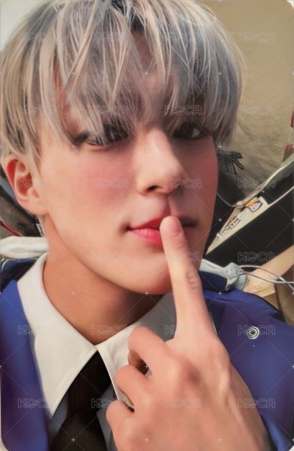 ISTJ 專輯卡 introvert ver 正面