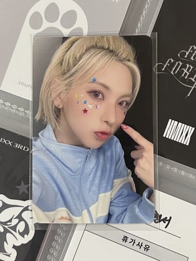 NMIXX 撒星星裴 中背