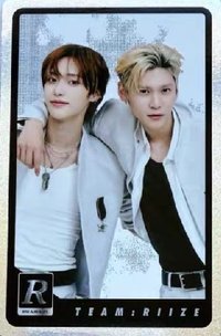 RIIZING LOUD 隨機卡 