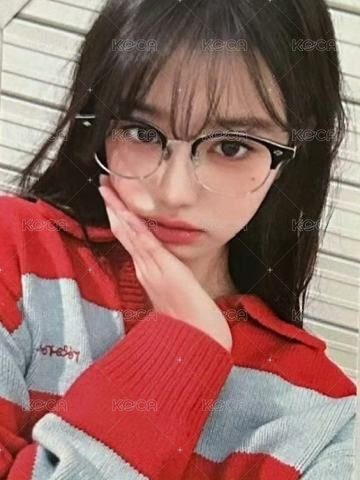 rolarola 代言卡  正面