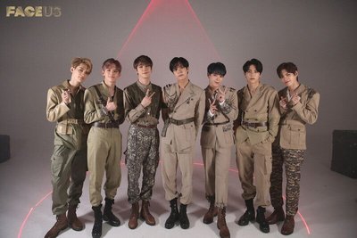 柳岡旻VERIVERY早期小卡盤