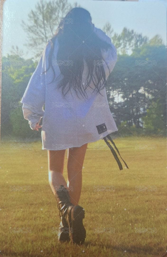 WAW 專輯卡  背面