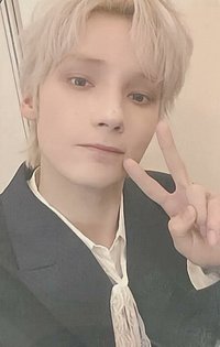 正四 yzy 3.0 簽售卡 