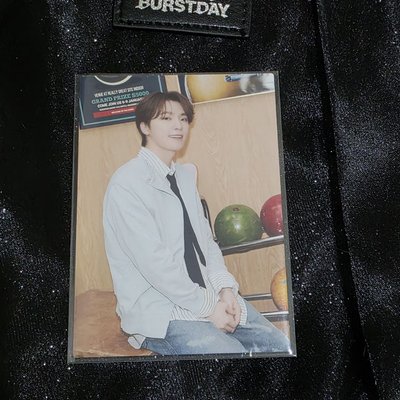 2025 Fan Meeting Holiday 卡包卡