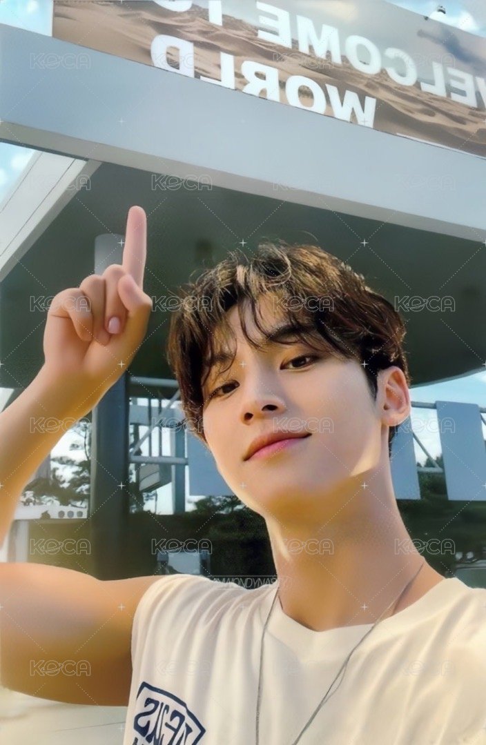 正四後續 蝦皮 簽售卡  正面