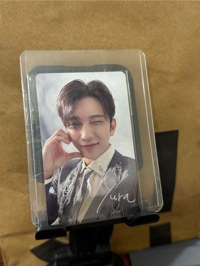 洪知秀-消費期限/WvsJP特典卡