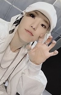HxW ‘𝗕𝗘𝗔𝗠’ yzy 1.0 幸運卡 